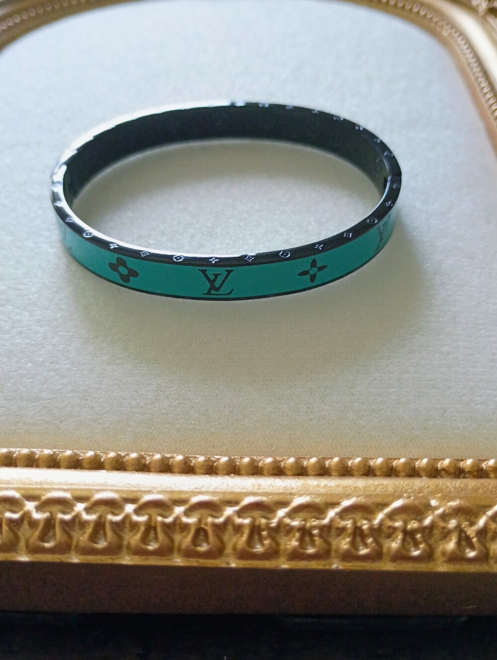 New Fashion Jewelry Turquoise and Black Enamel Monogram Bangle